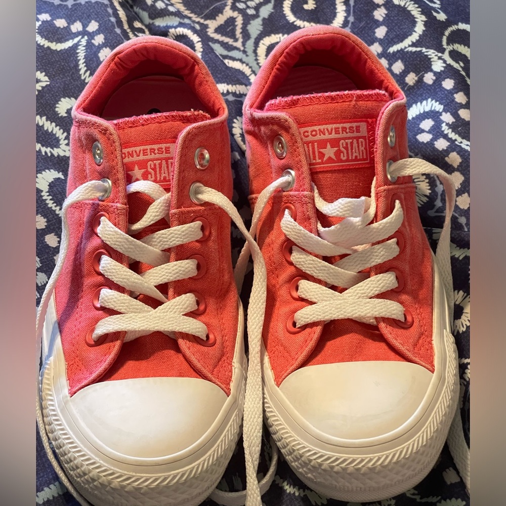 Women’s Converse Madison Size 7